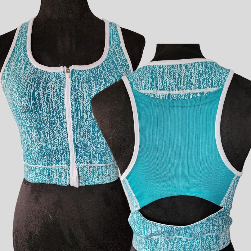 NWOT BUFFBUNNY Collection Active Top Size Small.